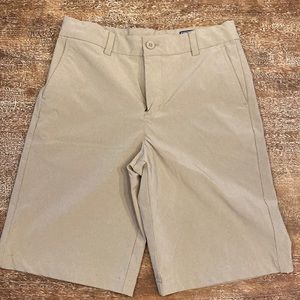 Boy vineyard vines performance khaki shorts size 12